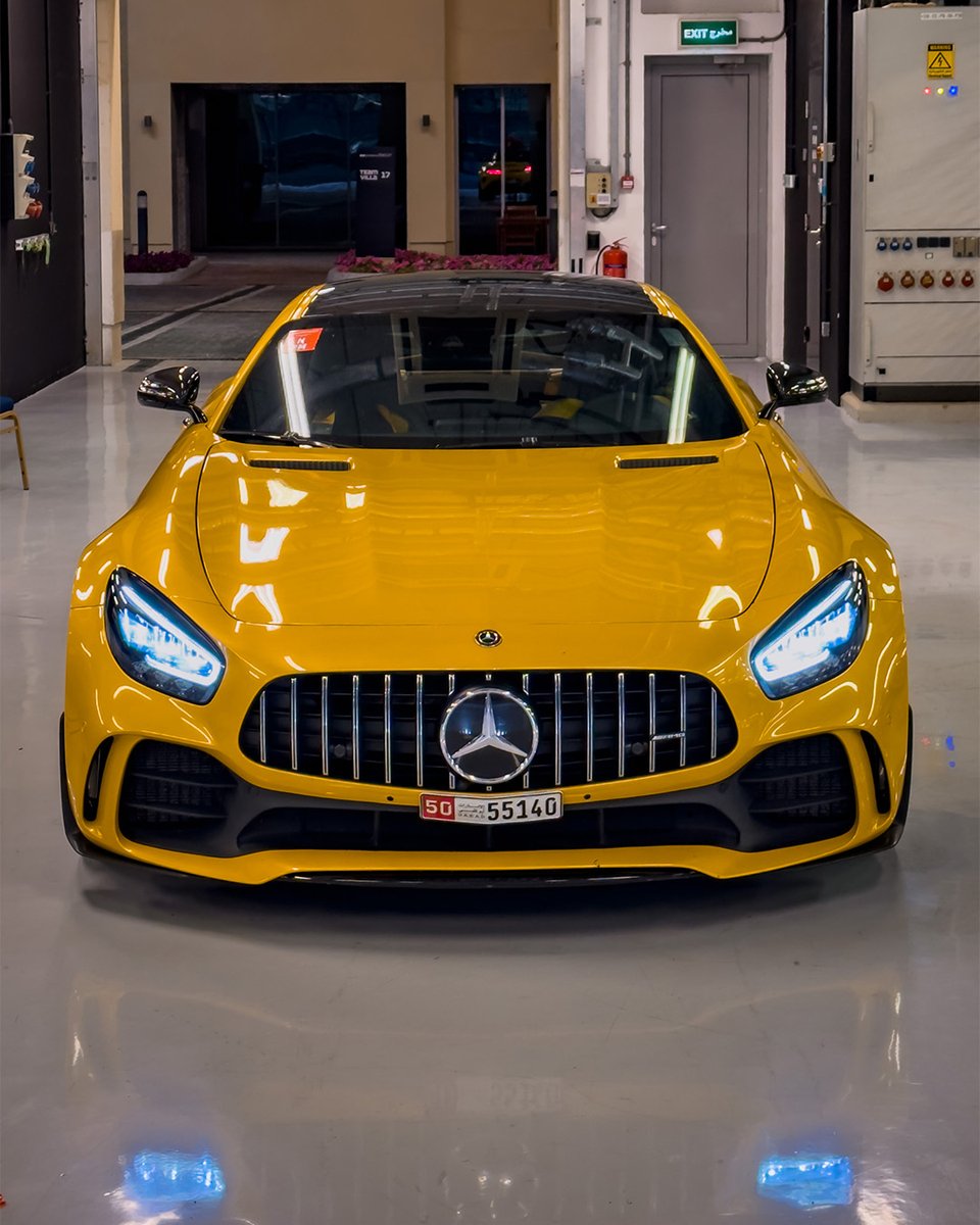 MercedesBenzAD's tweet photo. سيارة  AMG GT3 بقوة لا مثيل لها 🔥

The AMG GT3 is a force to be reckoned with 🔥 

📷 Group63

#MercedesAMG #AMG #MercedesBenzAbuDhabi #AMGClub  #GT3 https://t.co/kix1Y4Xk41