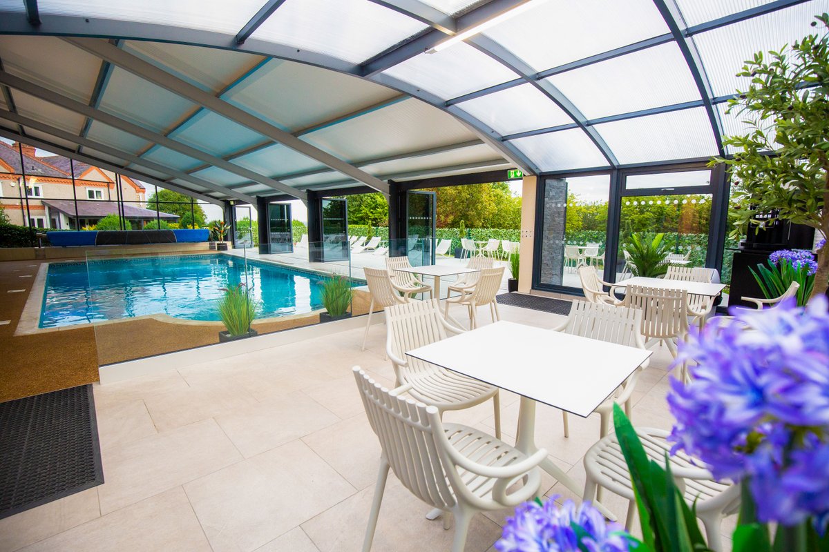 Who’s ready to have a splashing time?💦😄🏊‍♂️

We are officially open for the 2023 season this weekend and we know the Indoor Swimming Pool is going to be a BIG hit with our guests again this year!