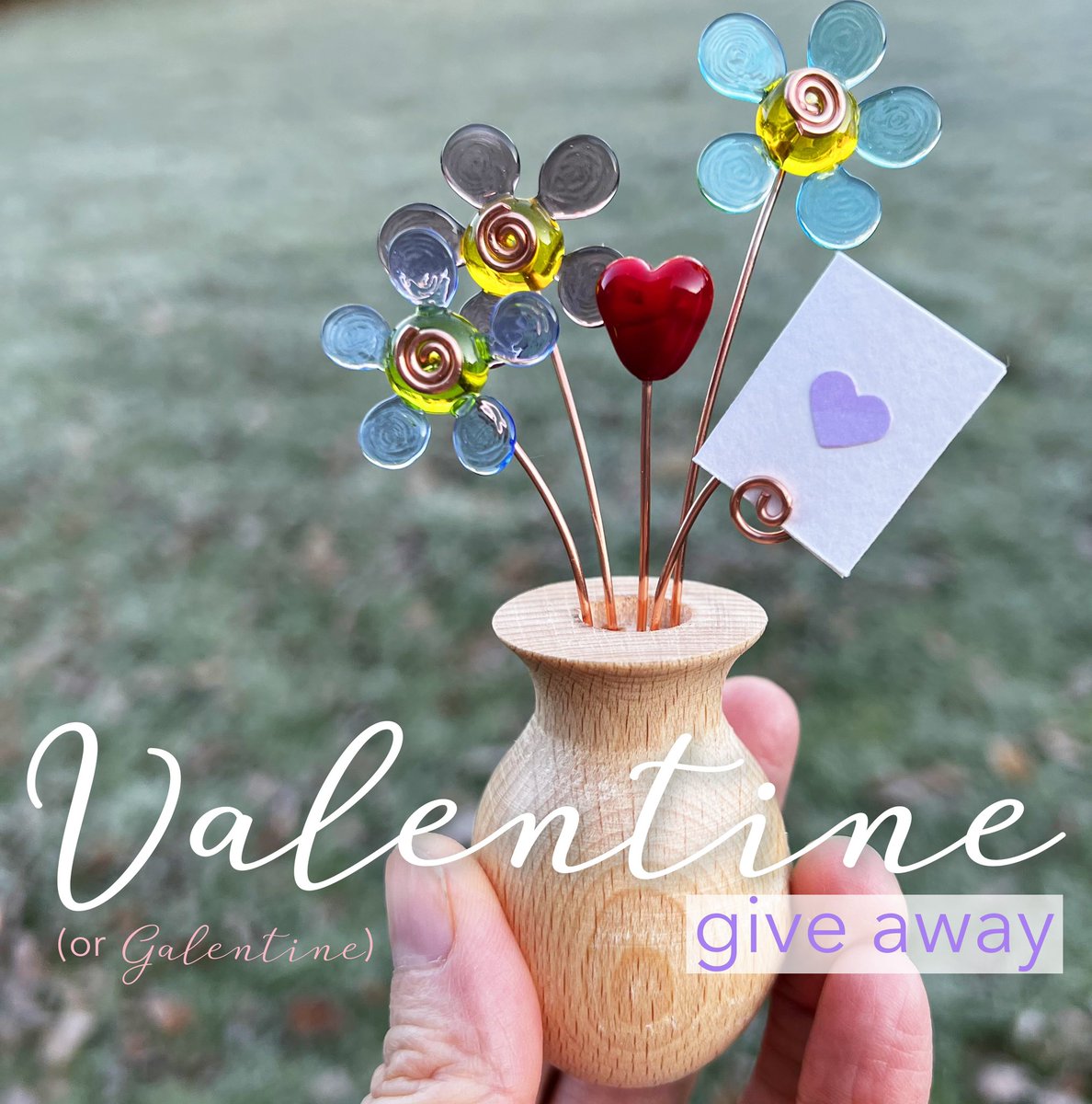 With Valentine’s Day less than a week away, I thought it was time to share the love… 

I’m doing a little give away on my instagram page, pop over to 
instagram.com/handcraftedbyg… for a chance to win this ’forever flower’ vase for someone you care about.