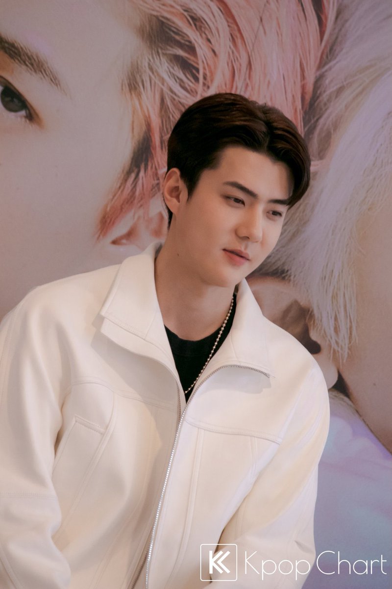 exoffical's tweet image. 230204 (#SEHUN) at Back-to-Back Fancon in Jakarta press conference. 

Cr. Kpop Chart Media.