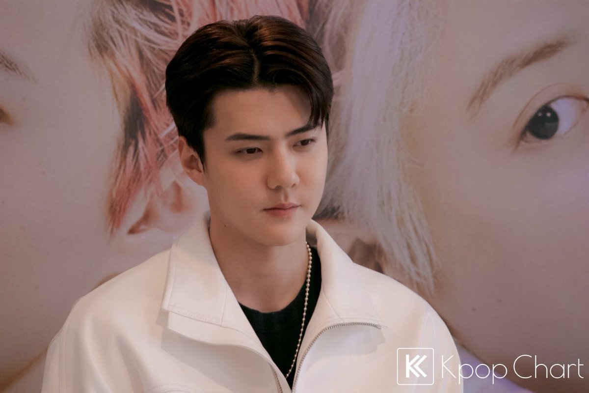 exoffical's tweet image. 230204 (#SEHUN) at Back-to-Back Fancon in Jakarta press conference. 

Cr. Kpop Chart Media.