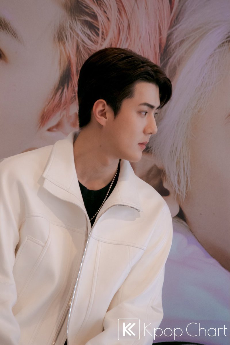 exoffical's tweet image. 230204 (#SEHUN) at Back-to-Back Fancon in Jakarta press conference. 

Cr. Kpop Chart Media.