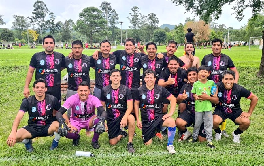UNJuFC's tweet photo. Tremenda victoria ante el último campeón de la División C!!! Merecido 2-1 vs la Naranja Mecánica con goles de Facu Miranda y @faridastorga La División B nos recibe con los brazos abiertos 😊 El objetivo: la permanencia 💪⚽ https://t.co/08rywEBLdd