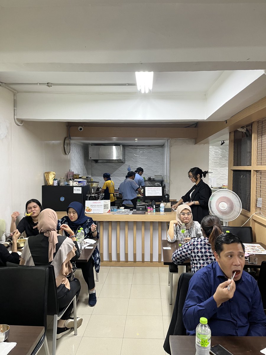 bensiagian's tweet photo. 📍 Mu Gung Hwa, Senopati 🤤🥢 https://t.co/P42XpkUUsB