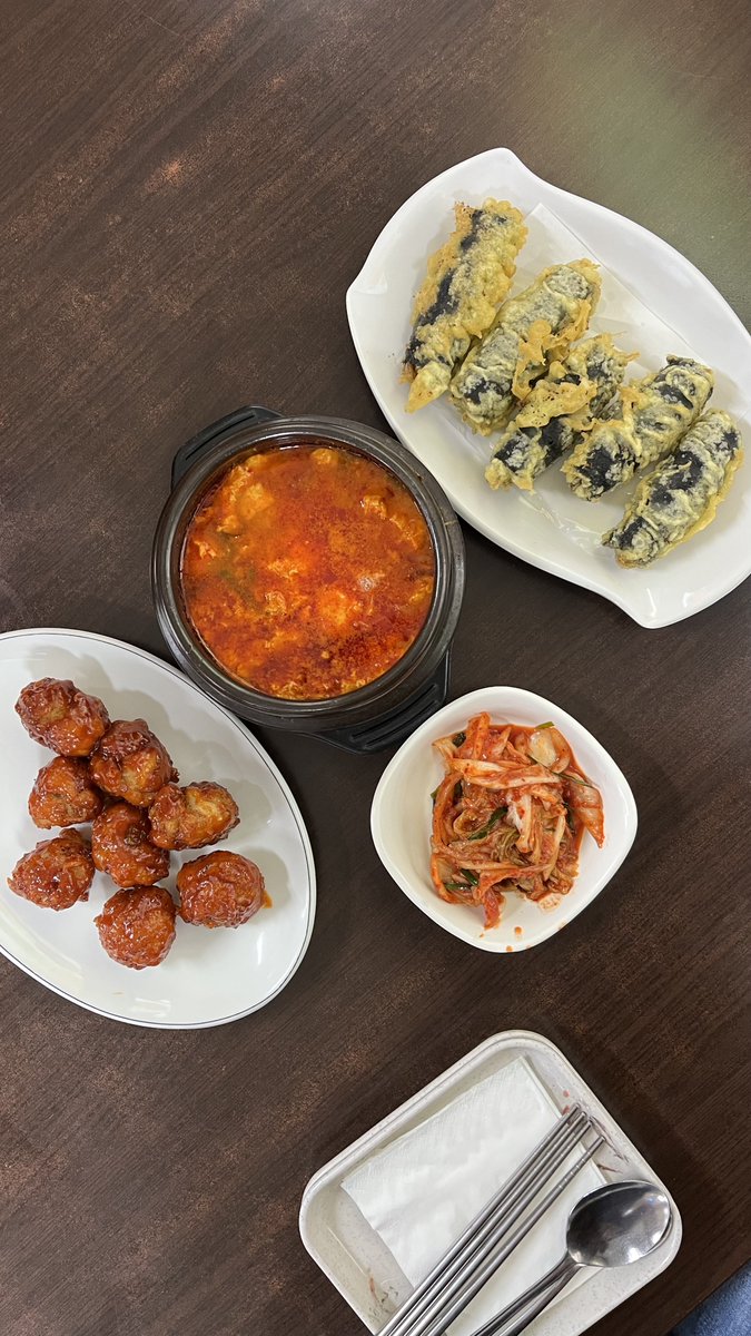 bensiagian's tweet photo. 📍 Mu Gung Hwa, Senopati 🤤🥢 https://t.co/P42XpkUUsB