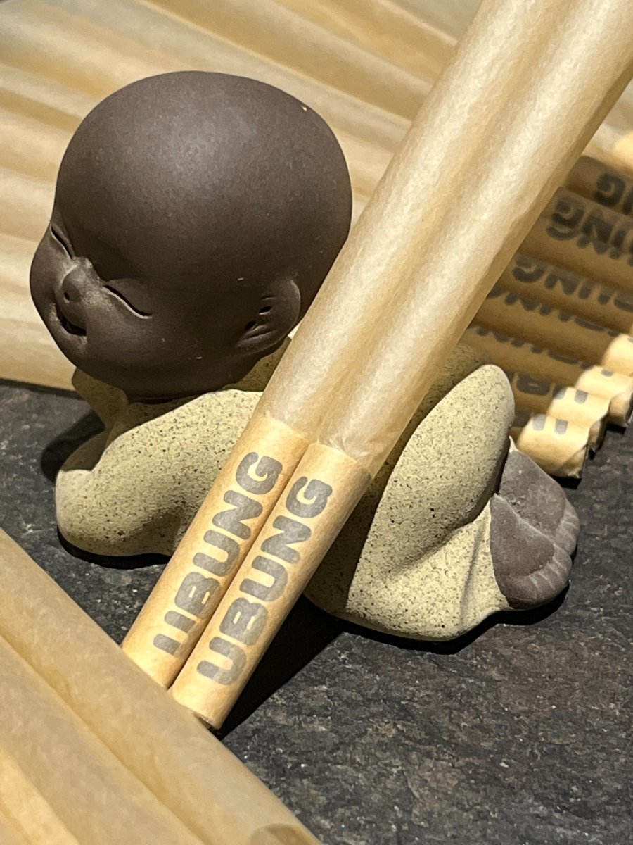 's tweet image. @UBUNGprerolled slow burn #ubung #green #WeedLovers  #smokeweed