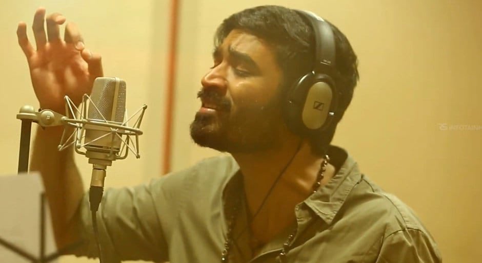 B_RajaAIDFC's tweet photo. Here it's the most awaited #Viduthalai Part 1 - First single track  #OnnodaNadandhaa 

https://t.co/2dWAP41FqM

🎼 @ilaiyaraaja sir
🎤@dhanushkraja sir&amp; #AnanyaBhat
✒️ #Suga

#Vetrimaaran @elredkumar @VijaySethuOffl @sooriofficial  @BhavaniSre @GrassRootFilmCo ⁦ https://t.co/RKel1mtSGh