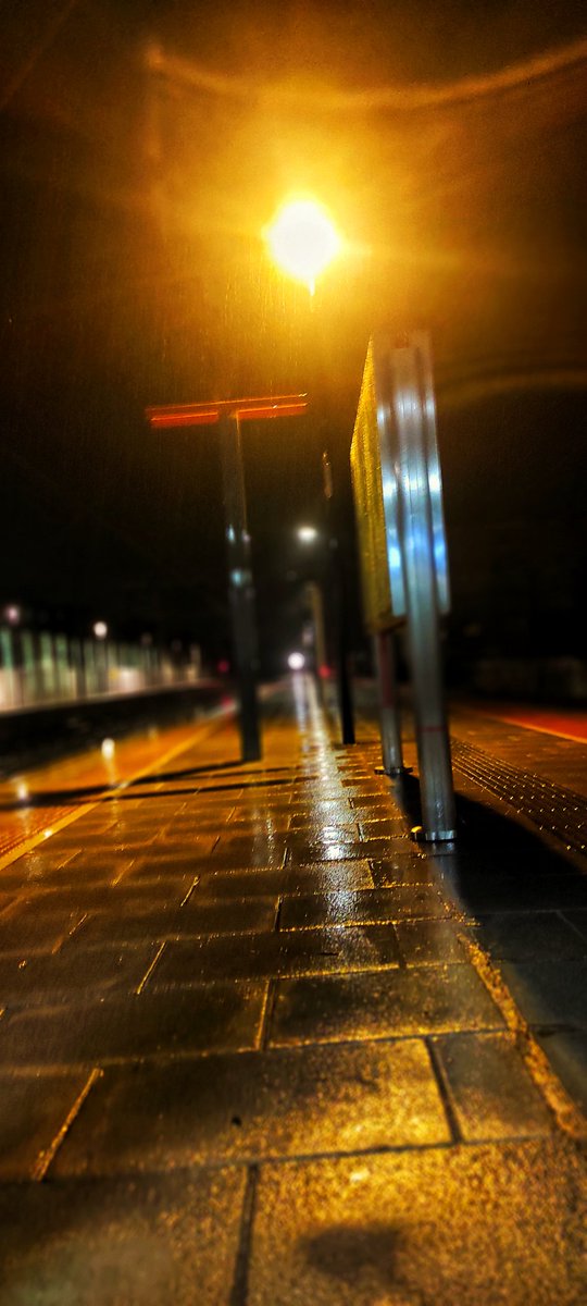 marianrh11's tweet photo. @Renfe @CercaniasVLC https://t.co/JnORZiSejR