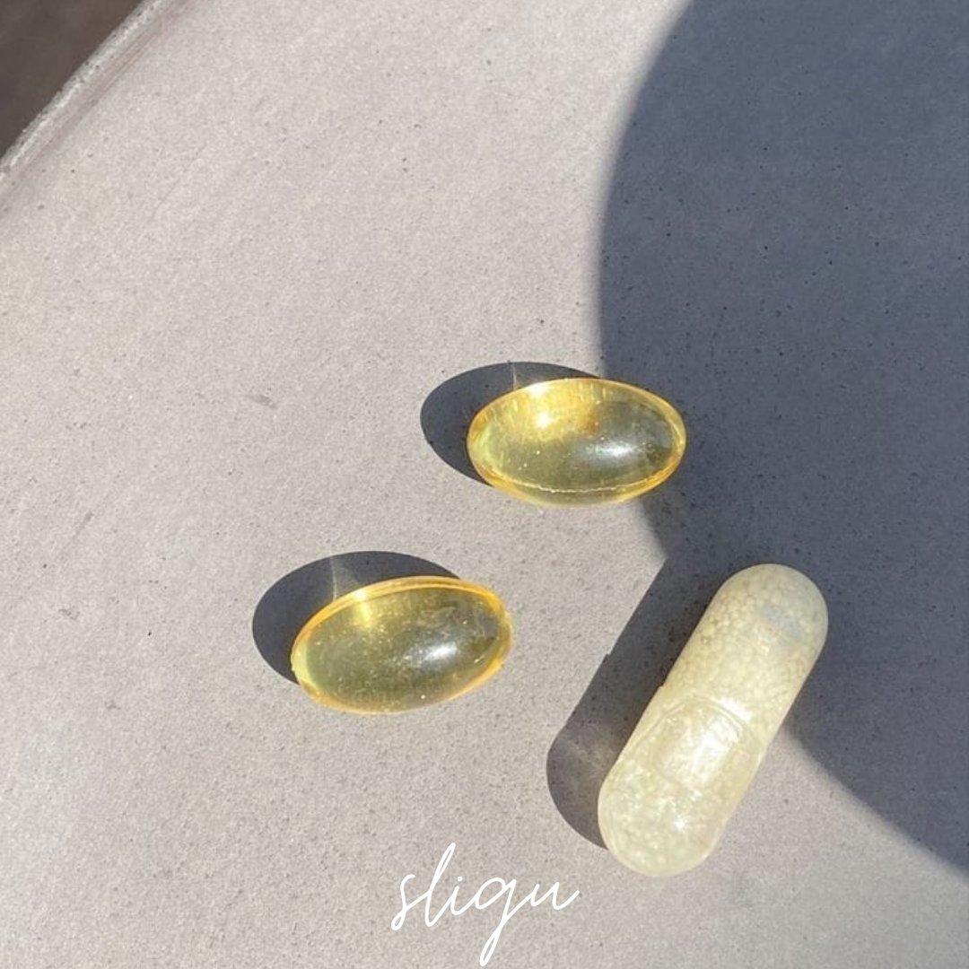 SliguBeauty's tweet photo. S U P P L E M E N T S 

Vitamins and minerals are vital for our wellbeing and growth. What happens on the inside affects the exterior

Check out which supplements have a positive impact not only on your body but your skin too 🤍

 #Skin #Skincare #GirlTalkZA #Beauty #Supplements https://t.co/965eEL6ft9