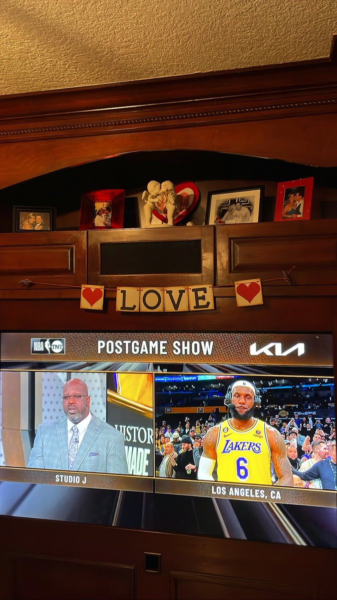 robcao305's tweet image. 2 #HEATCHAMPs 
@SHAQ 🔥 @KingJames 
🐐 @MiamiHEAT 🐐