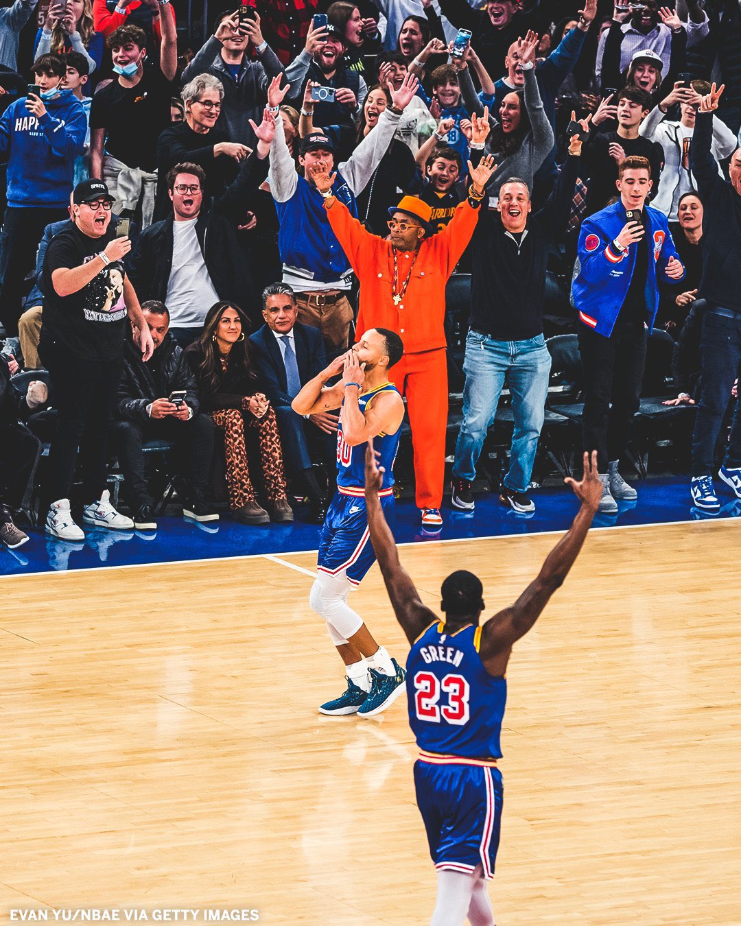 Curry 42 deals threes