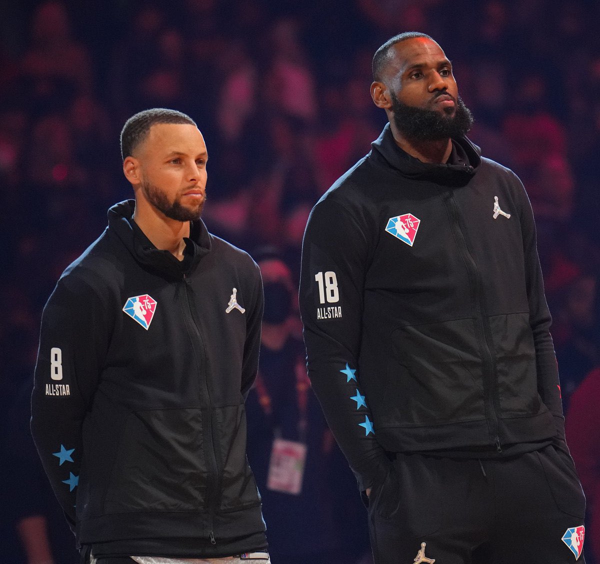 StephMuse_'s tweet photo. The 2 greatest players of our era. https://t.co/X9VwBTeF9t