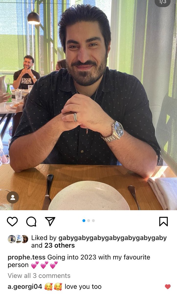 Prophe_Tess's tweet photo. What he comments under my post of him vs what i comment under his post of me https://t.co/LpA1EA4idb