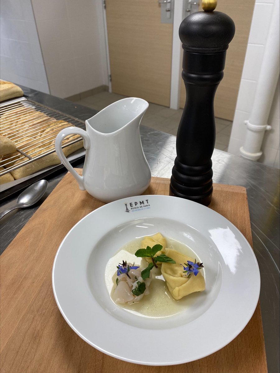 Mr.Goodfish tweet media