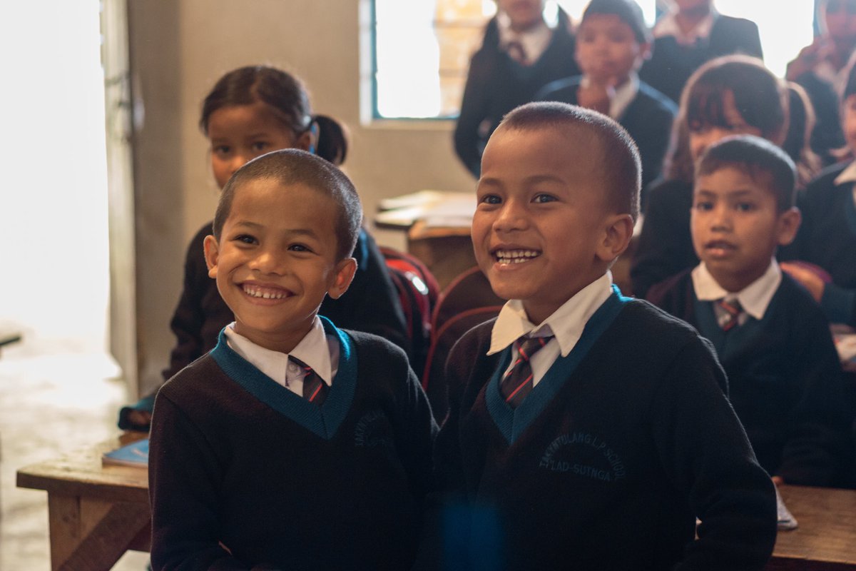 bhartiairtelfdn's tweet photo. Currently, the program has reached over 3.1 lakh students and 11000+ teachers across 11 states.
In pics: Children from our partnered government schools.
https://t.co/mUWzndpcIy
#BhartiFoundation #TransformingIndia #QualitySupportProgram https://t.co/LhJ10szd6H
