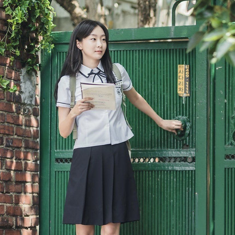 HiTV_English's tweet photo. Which image of Kim Da Mi do you like more? 😍 #kimdami #ourbelovedsummer #soulmate #koreandrama #kdrama #hitv https://t.co/DQnRBgx90y