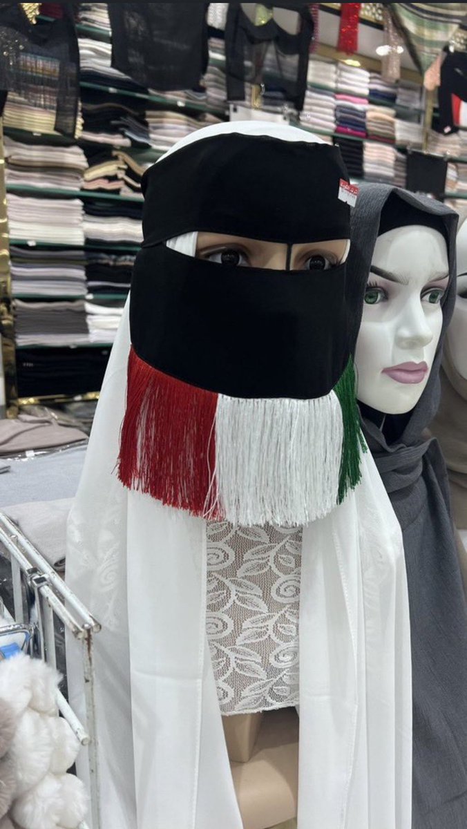 هالمحلات لازم تتشمع بالشمع الاحمر بسرعه