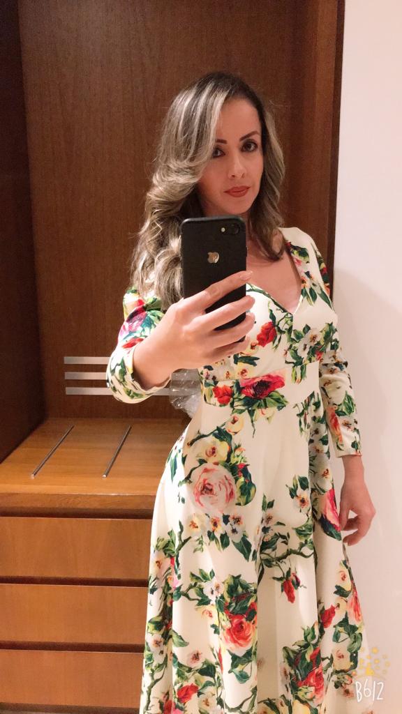 onlyelirose's tweet photo. @Brazzers @AlexisFawx @DannyDxxx Do you want another milf?? https://t.co/diU53ws6oA