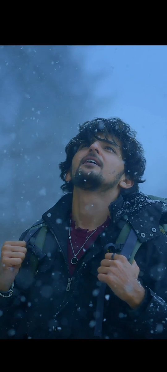 Proud_darshaner's tweet photo. Lots n lots of respect to you @darshanravaldz ππβ¨........ Got to know how much difficult it was for u to shoot in snows π€π₯Ί.... But u still did it #OnlyForUs π₯Ίπβ¨
Yaha 18 me jaan jati hai u worked in 5 degree to 15 degree π€π₯Ίπβ¨
#PiyaRe is so so special ππ β¨π° https://t.co/lxA0r9b3hZ