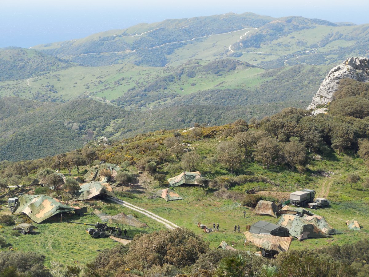EMADmde's tweet image. #BuenosDías desde el Campo de Gibraltar, donde ha desplegado el #RACTA4 para potenciar su interoperabilidad con unidades del #MOM  La integración de capacidades, clave del éxito de las #OperacionesPermanentes. Más info: ow.ly/K4UY50MLyXt @EjercitoTierra @Armada_esp #MOPS