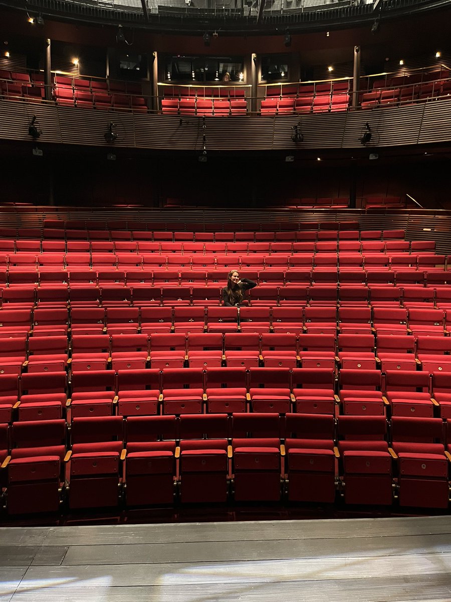 LaraLeboff's tweet photo. Thank you 2022 for the wonderful memory of being part of the all female chorus in ‘Mary’ at the @Hamps_Theatre https://t.co/624LWDfeVW
