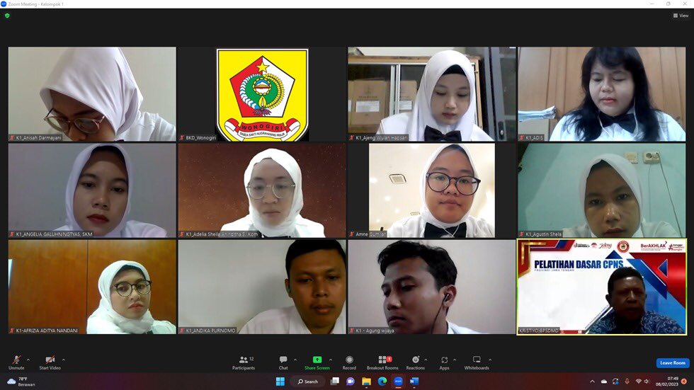 bkpsdmwonogiri's tweet photo. Penyampaian materi agenda 1b. Sikap Perilaku Bela Negara Latsar CPNS angkatan 13 Kab. Wonogiri pola kerjasama dng BPSDMD Prov Jateng
@bpsdmdjtg 
@mBangunWonogiri 
#jokosutopo
#gonyawiji https://t.co/r3wjKvFf2j