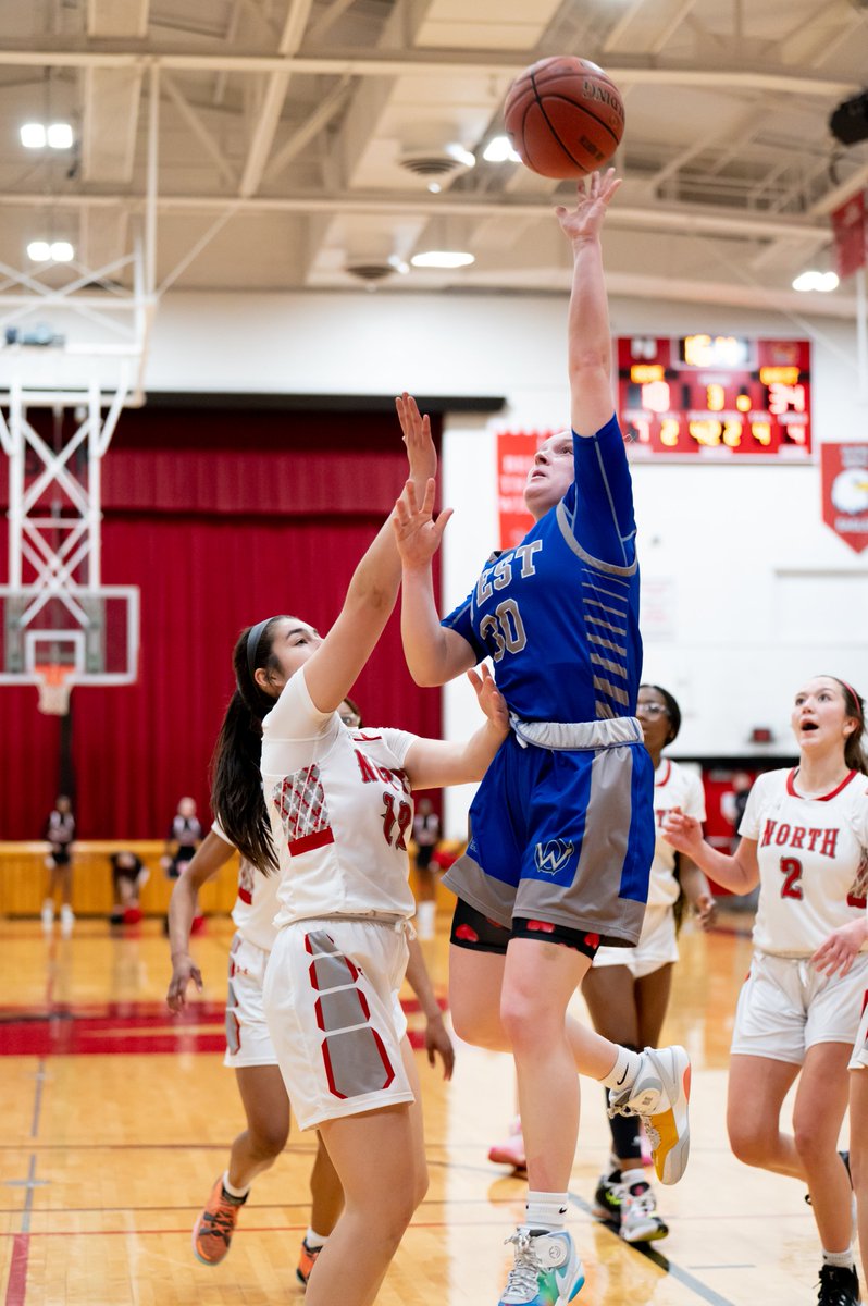 PHOTOS HERE: zenfolio.page.link/k9wXo
Another decisive win for @ow_owls 52-21 over @SMNLadyHoops. The Owls host @GEGBB on Friday. @EasternKSSports @shawmissionpost @OlatheReporter @ADButlerOW @OWBBCOfficial @TheOWLSfamily #KSPreps