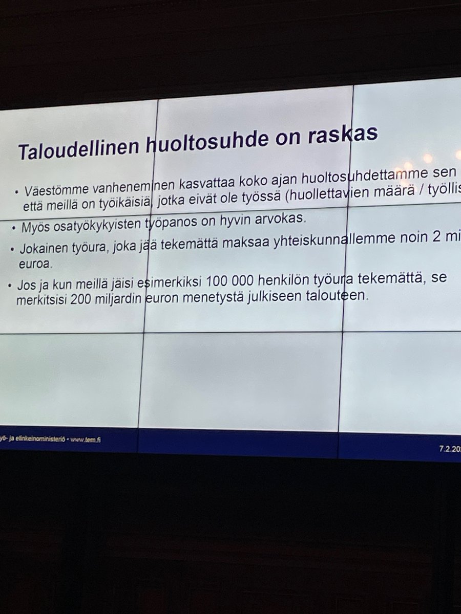 Jokainen toteutumaton työura maksaa meille 2milj. euroa, sanoo <a href="/ElinaPylkkanen/">Elina Pylkkänen</a> ja toteaa että työperäinen maahanmuutto tuo tähän osittaisen avun. #kohtaanto