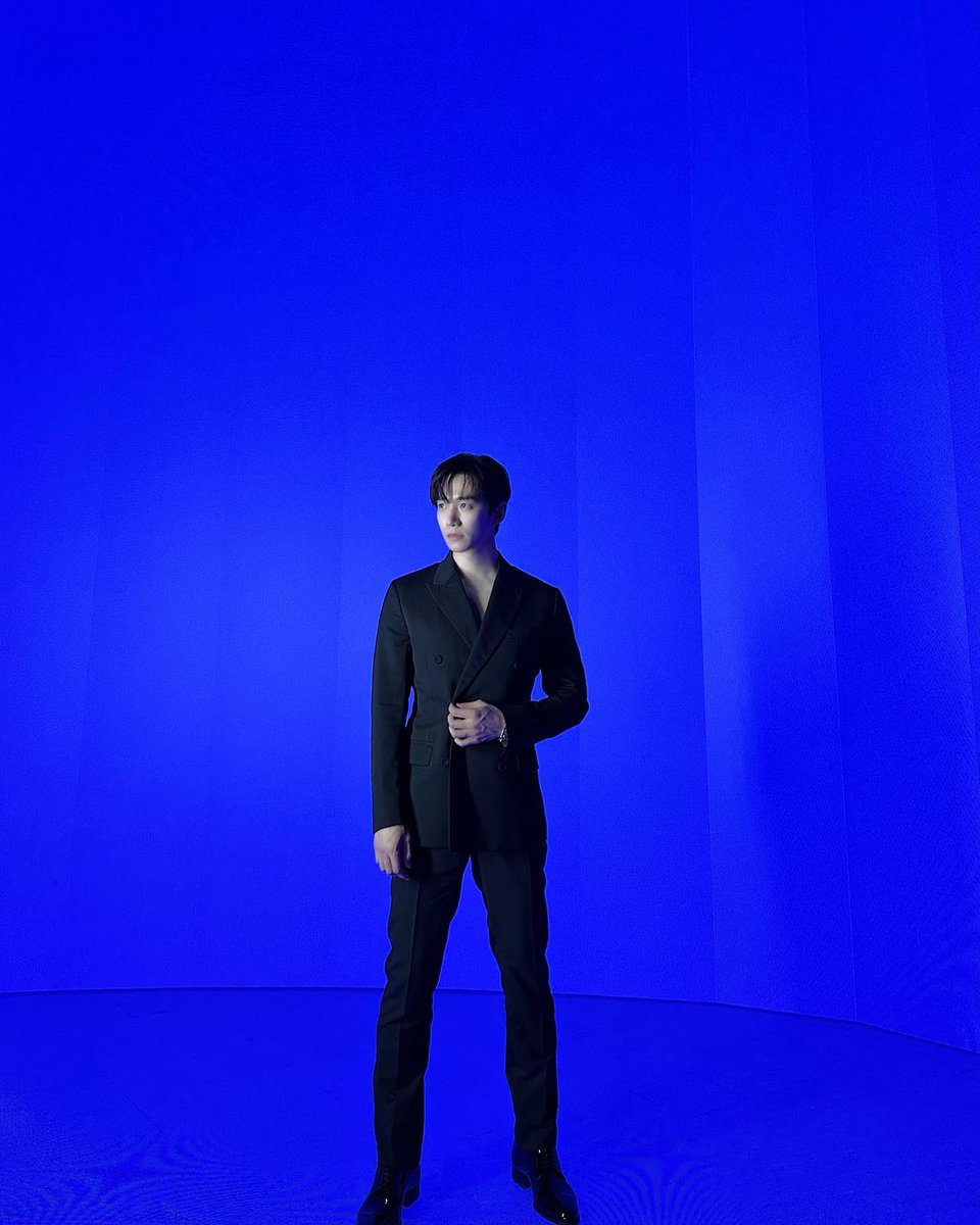 real_gaeda's tweet photo. 230208 포스트잊 1️⃣

온 세상 분위기 다 가진 잊떤 남자 🏜
https://t.co/jTQievgFYD
#이준호 #준호 #JUNHO #LEEJUNHO #LeeJunHo #포스트잊
#DIORBEAUTY #ESQUIRE https://t.co/1nuppudVRZ