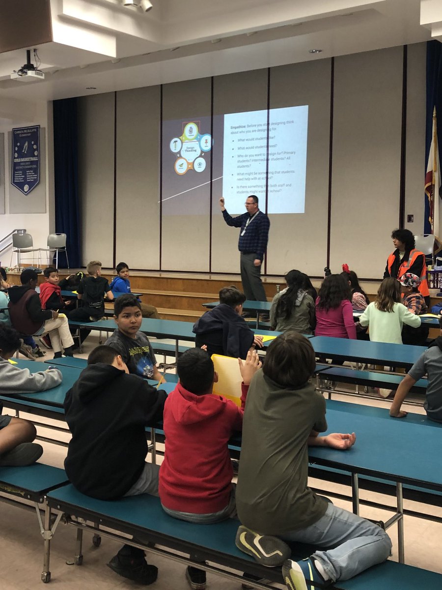 princpayne's tweet photo. A treat to watch our AP,@BoeschTeach engage our 5th graders in the Design Thinking Process.  Rich conversations around the empathize stage! #WeArePBV #mcauliffeexplorers https://t.co/2bVclJh12m