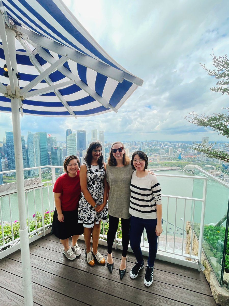 Sjivke's tweet photo. All you need is lunch! @LavoSingapore https://t.co/iH6ntKk3n3