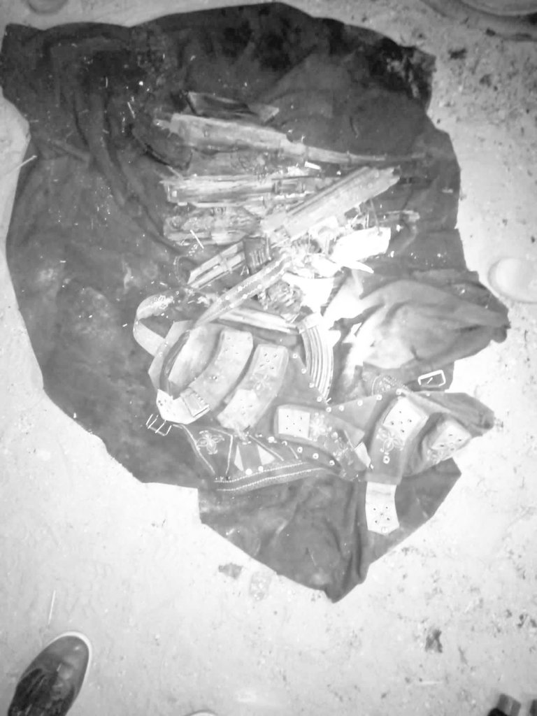 KPTribune's tweet photo. Security forces killed 12 terrorists of the outlawed Tehreek-i-Taliban Pakistan (TTP) during an intelligence-based operation in Khyber Pakhtunkhwa’s Lakki Marwat area.

#LakkiMarwat #KP https://t.co/4gRhQYS3i1