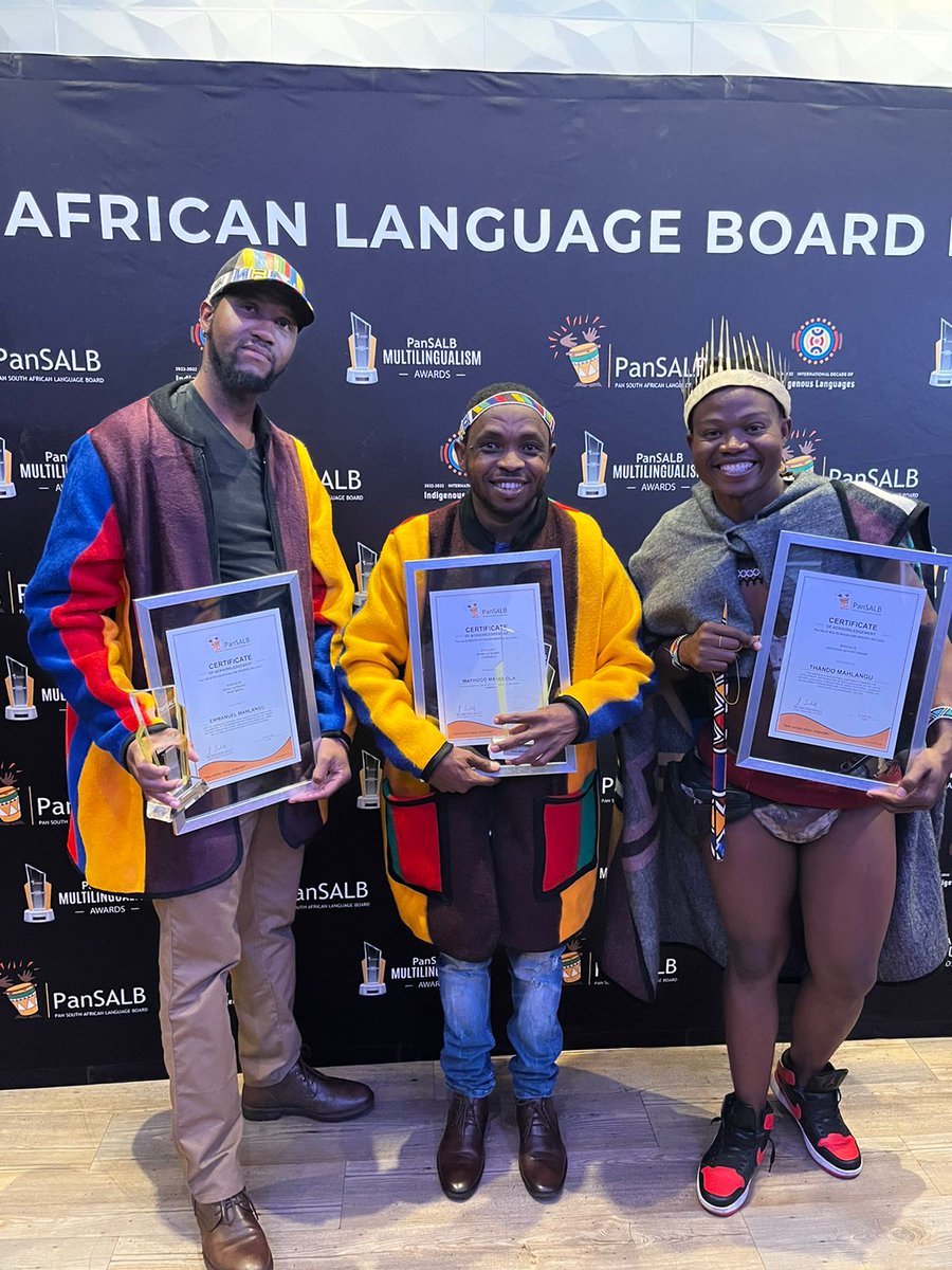 thandomahlangu_'s tweet image. Ndebele Activist
#WeNeedAmaNdebeleOnT
#PlayMoreNdebeleContent
#Vision2023
#SililizwiLemizwa