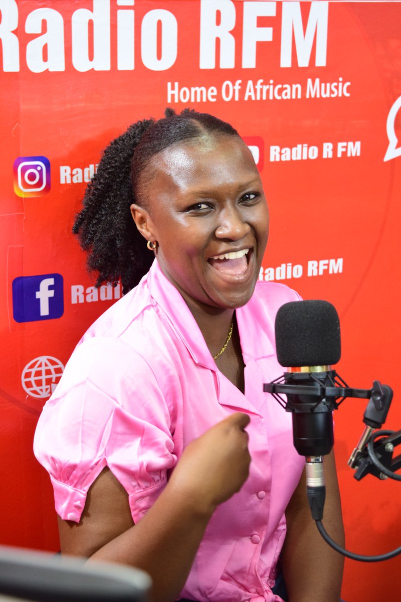 RadioRFM_'s tweet photo. Chai Chai Chai ☕☕☕
10AM-1P.

Join Shiks and Gee on Tea Mates only on https://t.co/HHgNfmo3Rq 

Equity Jalas Kenya Power https://t.co/ut0qjDUt2u