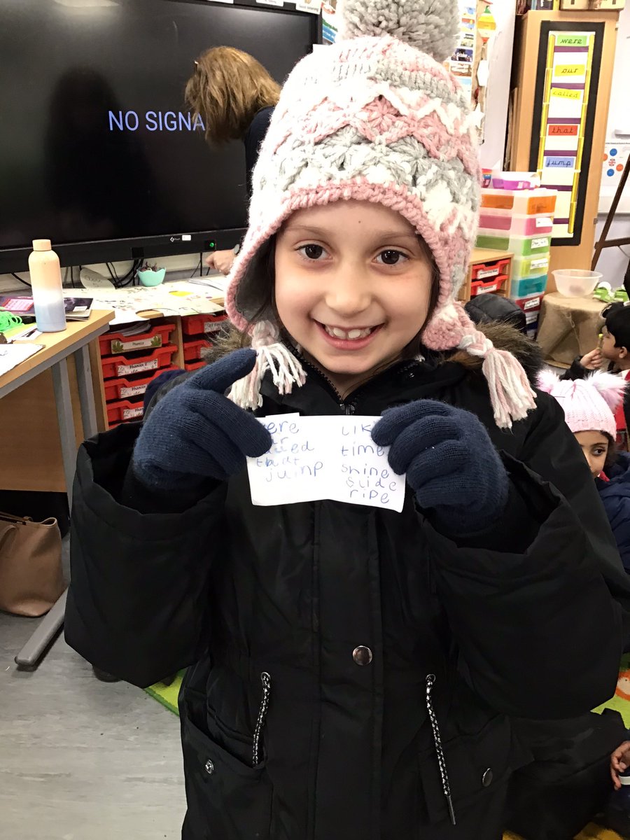 MissIsmailKMPA's tweet photo. Class 6 have found many creative ways in continuous provision to practise their spellings this week! @kestrelmead https://t.co/PBRsHK0M0O