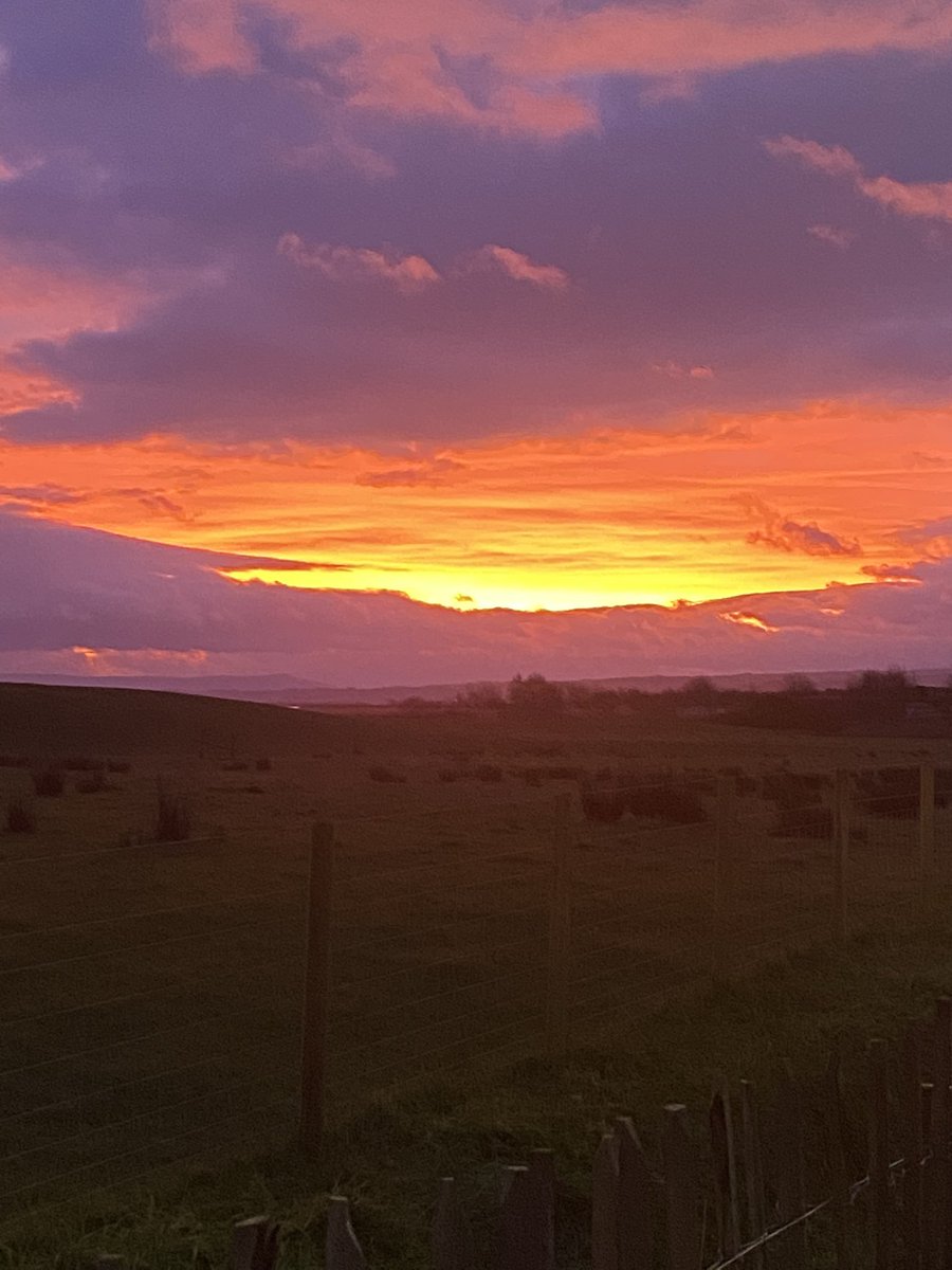 Wednesday morning motivation to get out and start the day in beautiful #inishowen