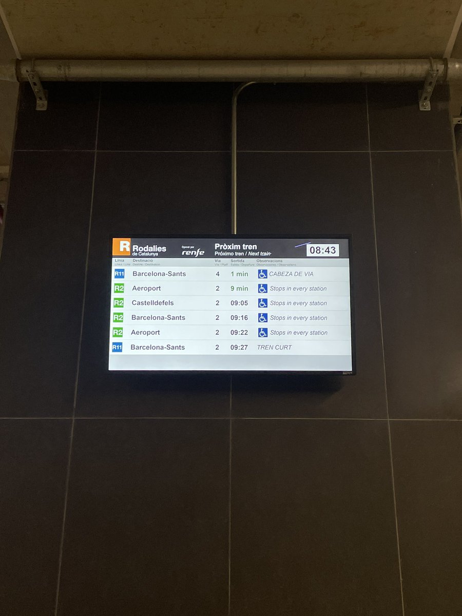 andrealpzi's tweet photo. @rodalies aquest R11 fa 15 min que passa en 1 min https://t.co/9trixMqJ17