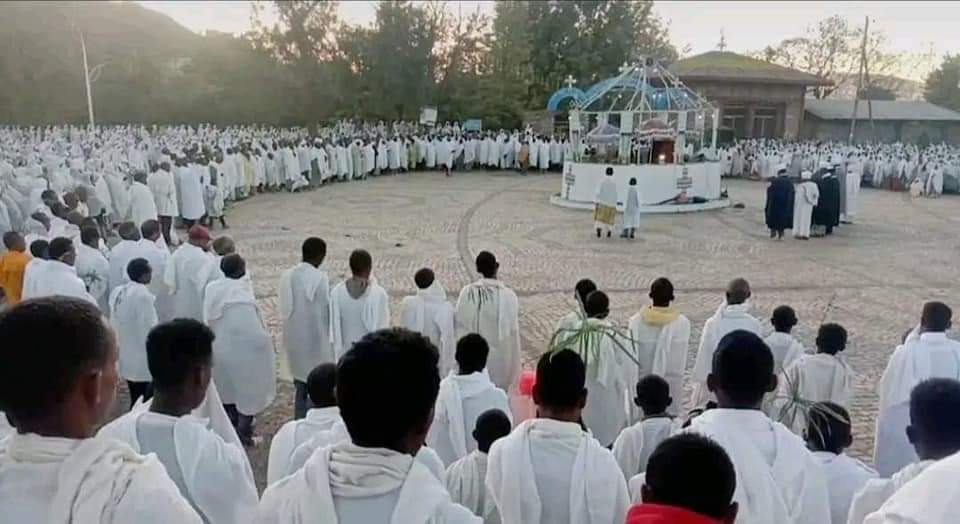 Axum, #Tigray, earlier today.

(At Axum St. Mary of Zion Church, ቤተ-ክርስትያን ማርያም ፅዮን ኣክሱም)