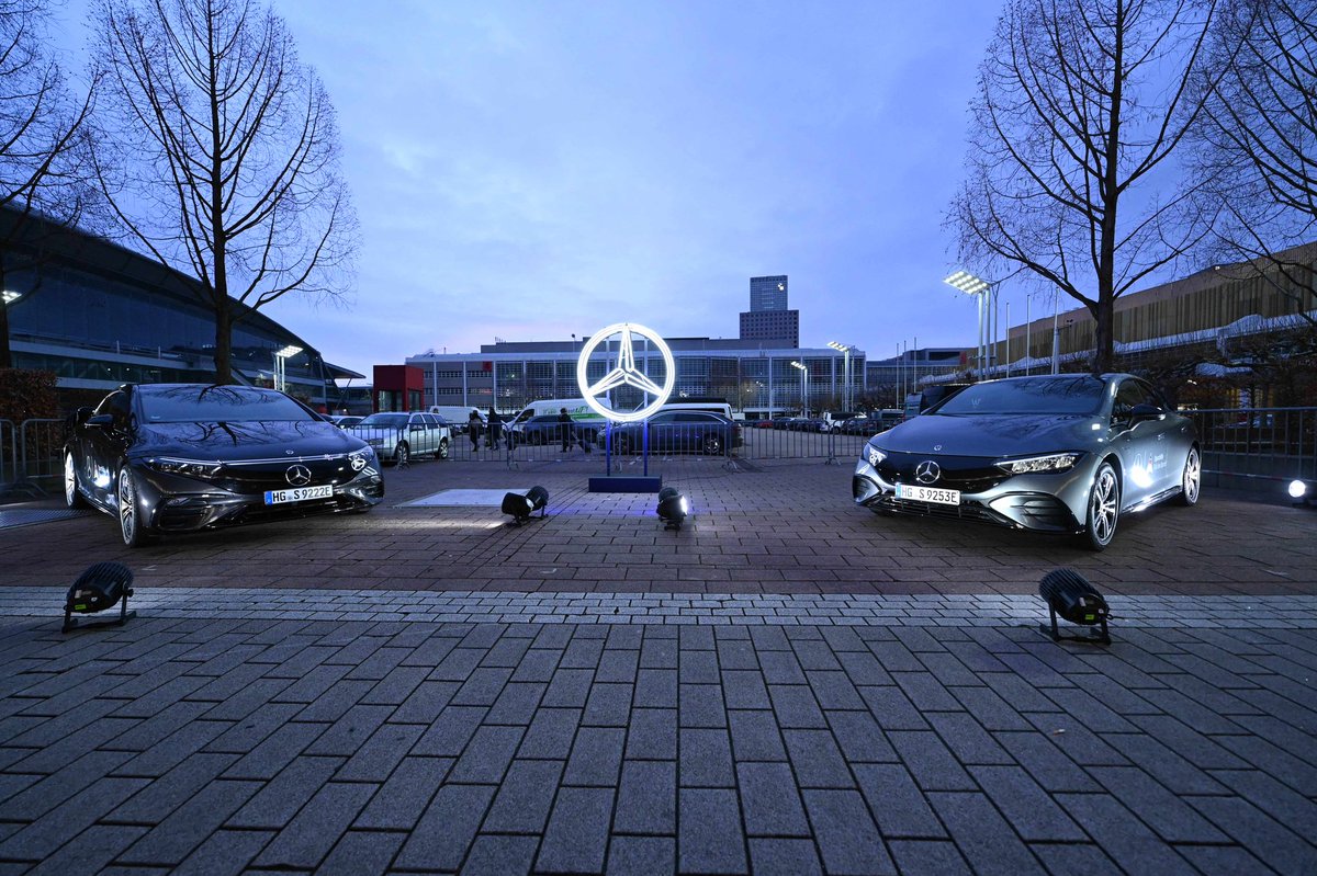 Sporthilfe (@sporthilfe) on Twitter photo Die #Sporthilfe und <a href="/MercedesBenz_DE/">Mercedes-Benz Deutschland</a> verlängern ihre erfolgreiche Zusammenarbeit um 2 weitere Jahre bis mindestens 2024 🤝
Herzstück der Partnerschaft ist die Mercedes-Benz Elite-Förderung.
Zur kompletten Meldung 👇🏽
bit.ly/3YuG36J Die #Sporthilfe und <a href="/MercedesBenz_DE/">Mercedes-Benz Deutschland</a> verlängern ihre erfolgreiche Zusammenarbeit um 2 weitere Jahre bis mindestens 2024 🤝
Herzstück der Partnerschaft ist die Mercedes-Benz Elite-Förderung.
Zur kompletten Meldung 👇🏽
bit.ly/3YuG36J