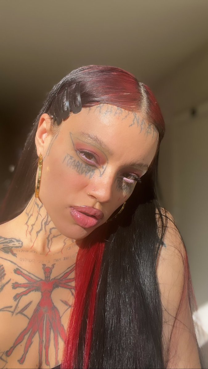 maximusklit's tweet image. 