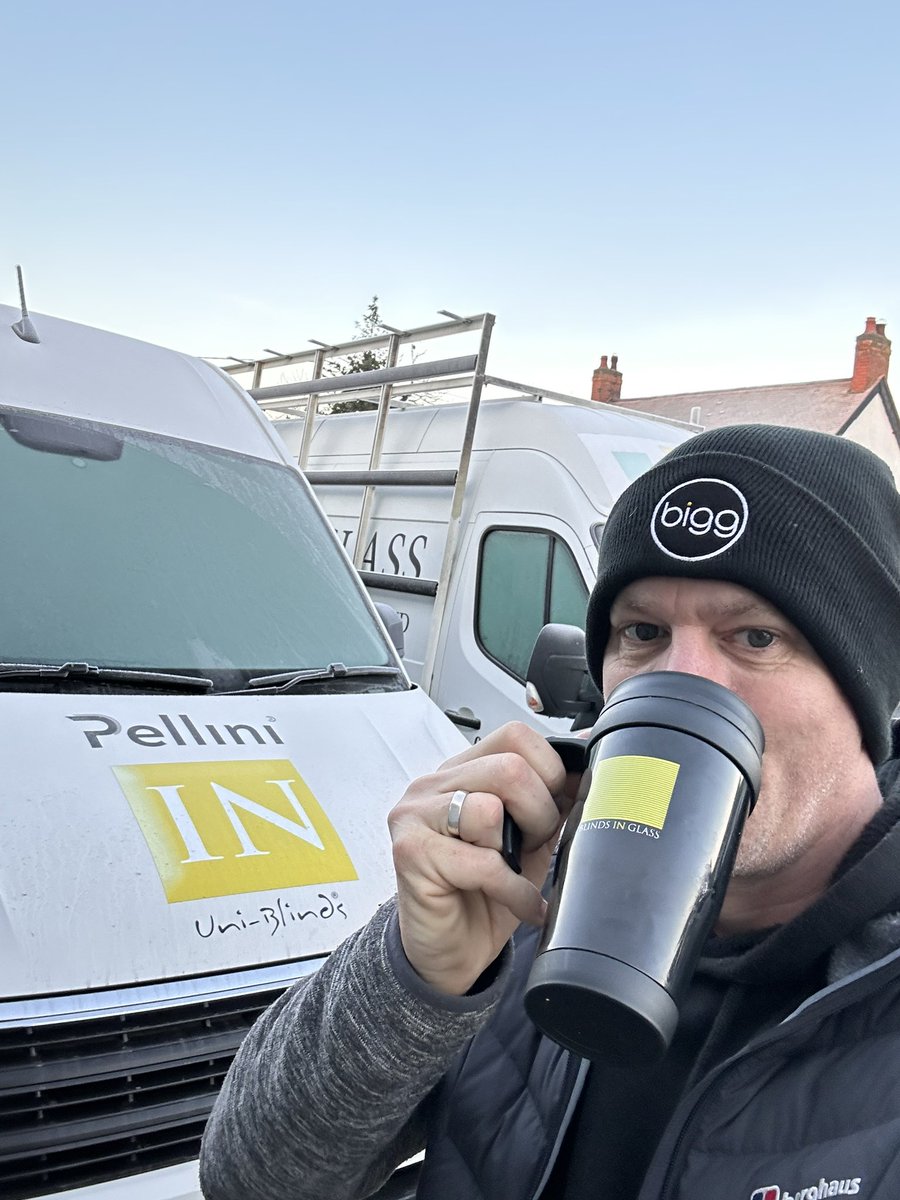 BlindsInGlass's tweet photo. One of those mornings ๐ฅถ๐ฅถ
Make great use of those beanies & coffee mugs
#freetocustomers #gobiggonservice https://t.co/Vi0EeFbHYg