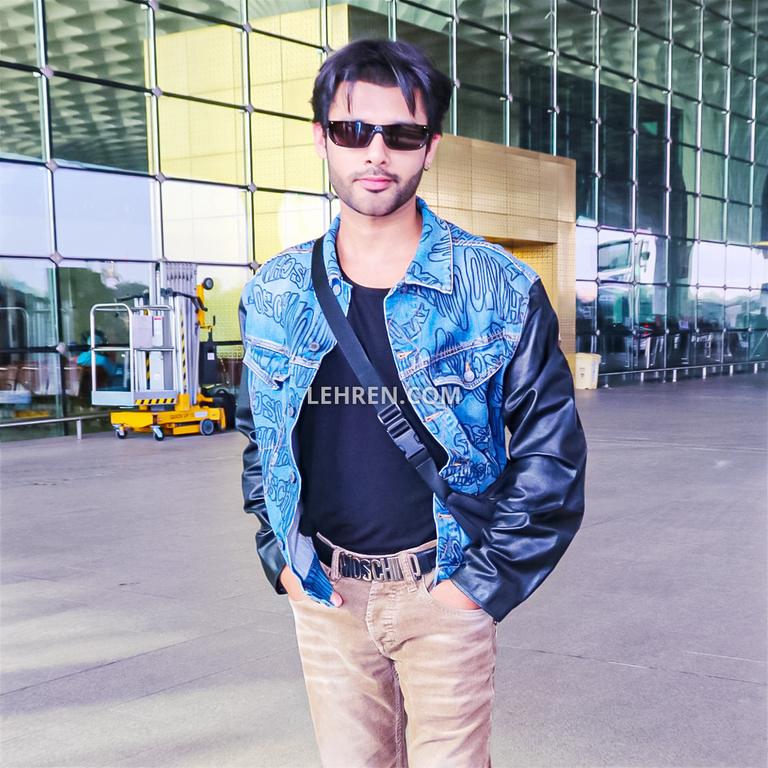 LehrenNetworks's tweet image. #StebinBen Spotted At Mumbai Airport 🔥

#stebinbenlive