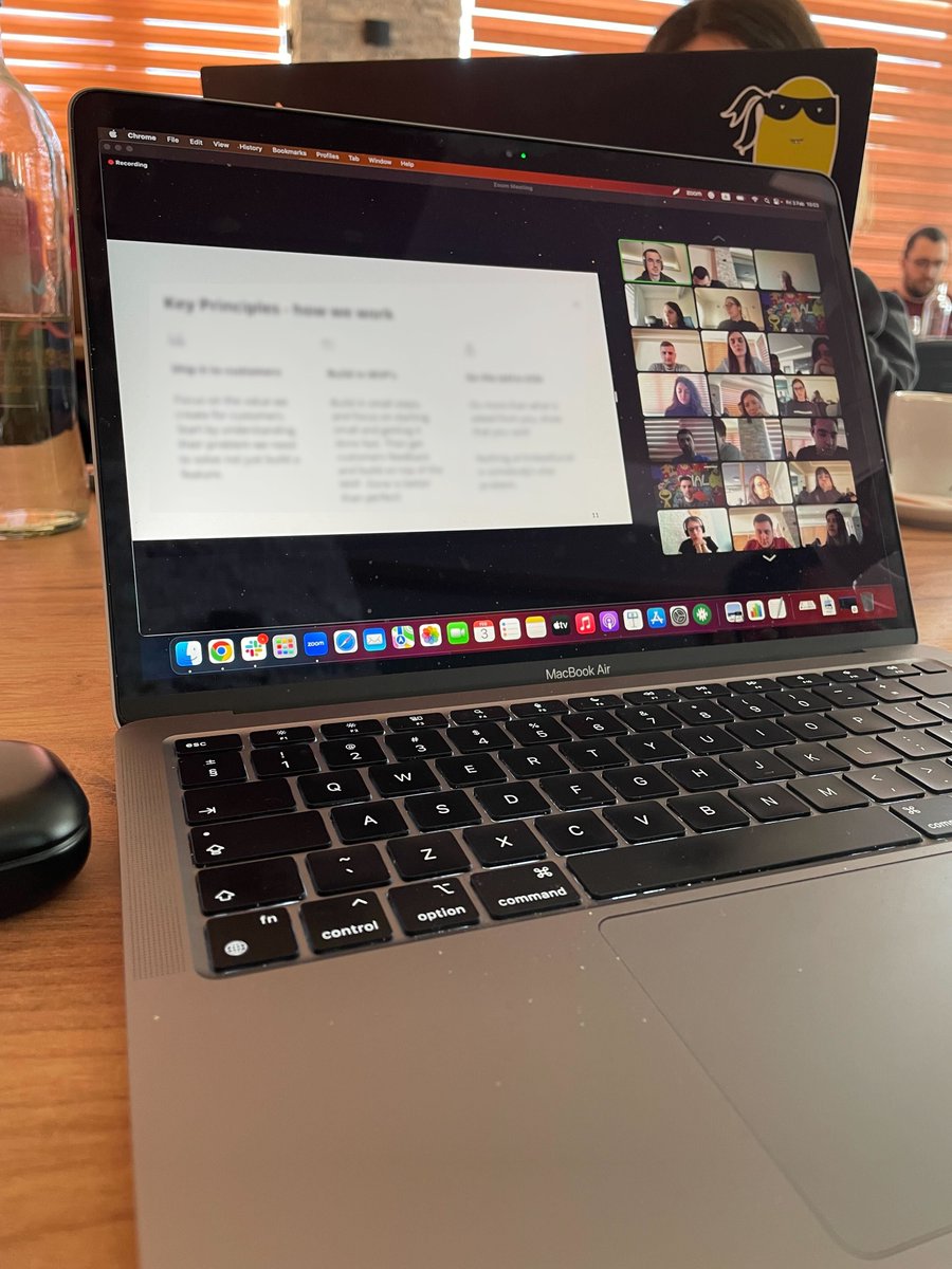 embedsocial_jp's tweet photo. 先日チームビルディングも兼ねて少し遠出し、
11回目の全社会議を開催。

マケドニア🇲🇰 、ポルトガル🇵🇹 、日本🇯🇵 と
3拠点をつなぎ、
時差も距離も越えて熱い議論を交わしました👍

#webデザイン #web制作 #snsマーケティング #SaaS  #海外で働く #スタートアップ https://t.co/DlBWMf7xk1