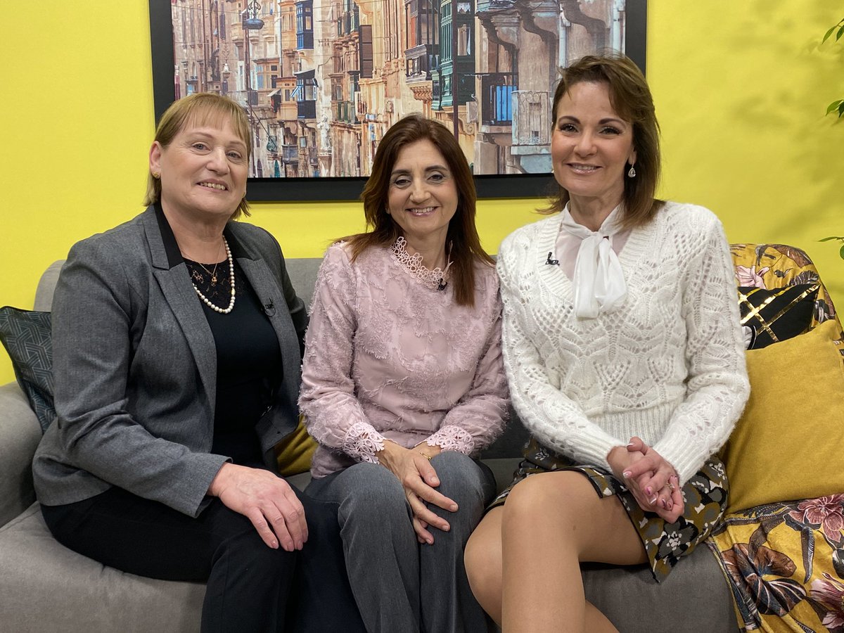 ruth_sciberras's tweet photo. Recently on Illum ma' Steph and Niskata discussing positive parenting and Servizz Benniena with Service Manager, Josephine Muscat. Servizz Benniena is a social work service based at Mater Dei Hospital intervening in social problems. https://t.co/7FEPkxaLSC