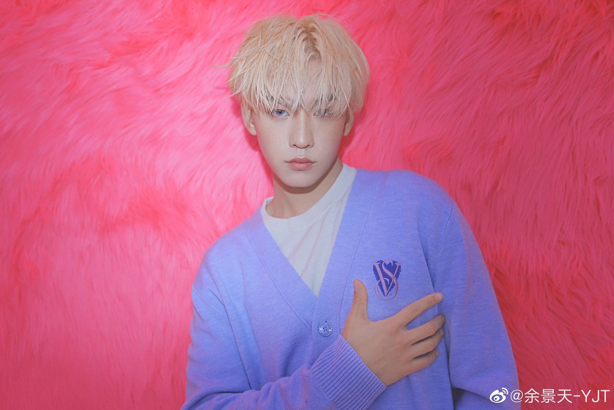 ChennyNang's tweet photo. น่ารักไม่ไหว🥰🥰😍😍😘😘
#yujingtian 
#Tony https://t.co/60pan6gEQo