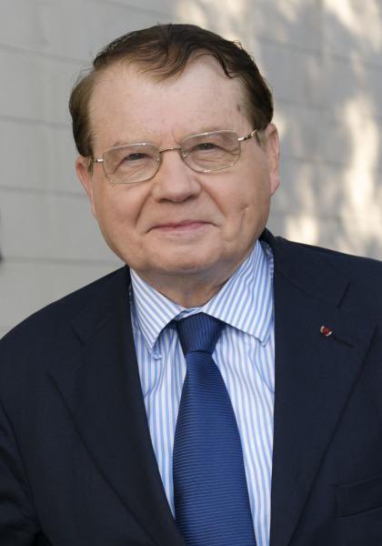 f_philippot's tweet photo. Hommage au Pr Luc #Montagnier qui nous quittait il y a un an.
Le gouvernement et les médias ne lui rendirent aucun hommage, bien au contraire, et c’est une honte absolue. 

Prix Nobel, il fut un grand découvreur, un humaniste et un visionnaire sur le covid.
Ne l’oublions pas ! https://t.co/1s9bOWlsRP