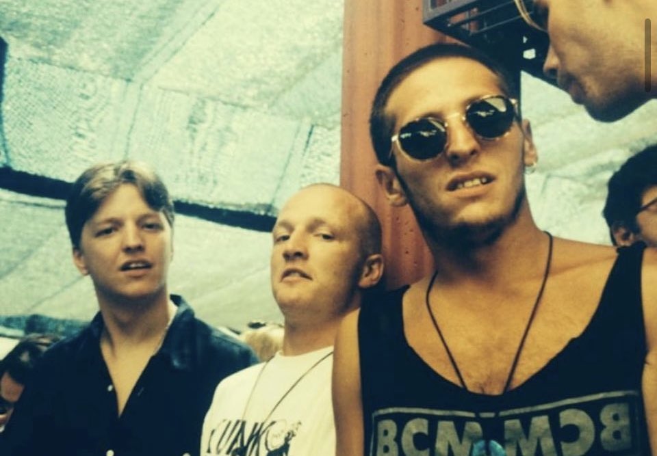 IbizaPast's tweet image. Buckley, Simon Bentley and Brandon Block. Space Terrace. 1994.

Photo Credit ▶️ @brandonblock 

#brandonblock @spaceibiza #spaceibiza #ibiza #ibizapast #nineties #90s #dj