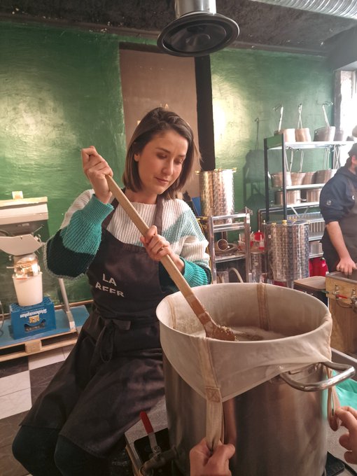 Petit coucou de la formation Beer Fabrique 😊 https://t.co/nM4nAAoVbY<a href="/tag/sunnyday"class="tags"><span>#sunnyday</span></a><a href="/tag/sexy"class="tags"><span>#sexy</span></a><a href="/tag/asswednesday"class="tags"><span>#asswednesday</span></a><a href="/tag/ass"class="tags"><span>#ass</span></a><a href="/tag/upskirt"class="tags"><span>#upskirt</span></a>