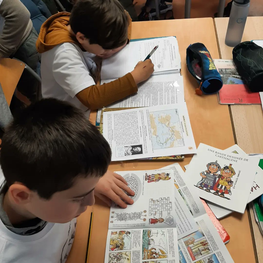 AnibalenEuropa's tweet photo. ¡Estamos trabajando la ruta de Aníbal en clase de Historia!

On travaille sur la route d'Aníbal en cours d'histoire!

#AnibalenEuropa #ErasmusPlus #carthaginesesyromanos #CyR #Erasmus35Annees #Erasmus35Años @CyR_Cartagena @clg_rimbaud_mtp https://t.co/nSZaFtABiL