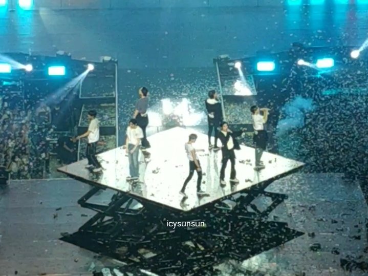 icysunsun's tweet photo. #MANIFESTO_IN_MANILA dump

- a thread. https://t.co/V8h86cEf9N